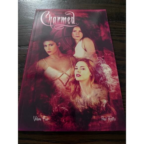 Zenescope Charmed Volume 4 Graphic Novel By Paul Ruditis -First Print-Oct 2012 - Picture 2 of 8